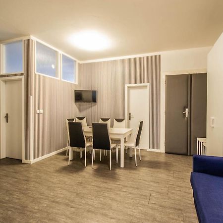 Labyrinth Apartments By Ruterra Prague Exterior photo
