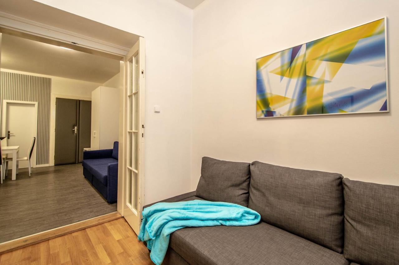 Labyrinth Apartments By Ruterra Prague Exterior photo