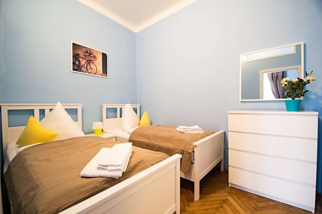 Labyrinth Apartments By Ruterra Prague Exterior photo